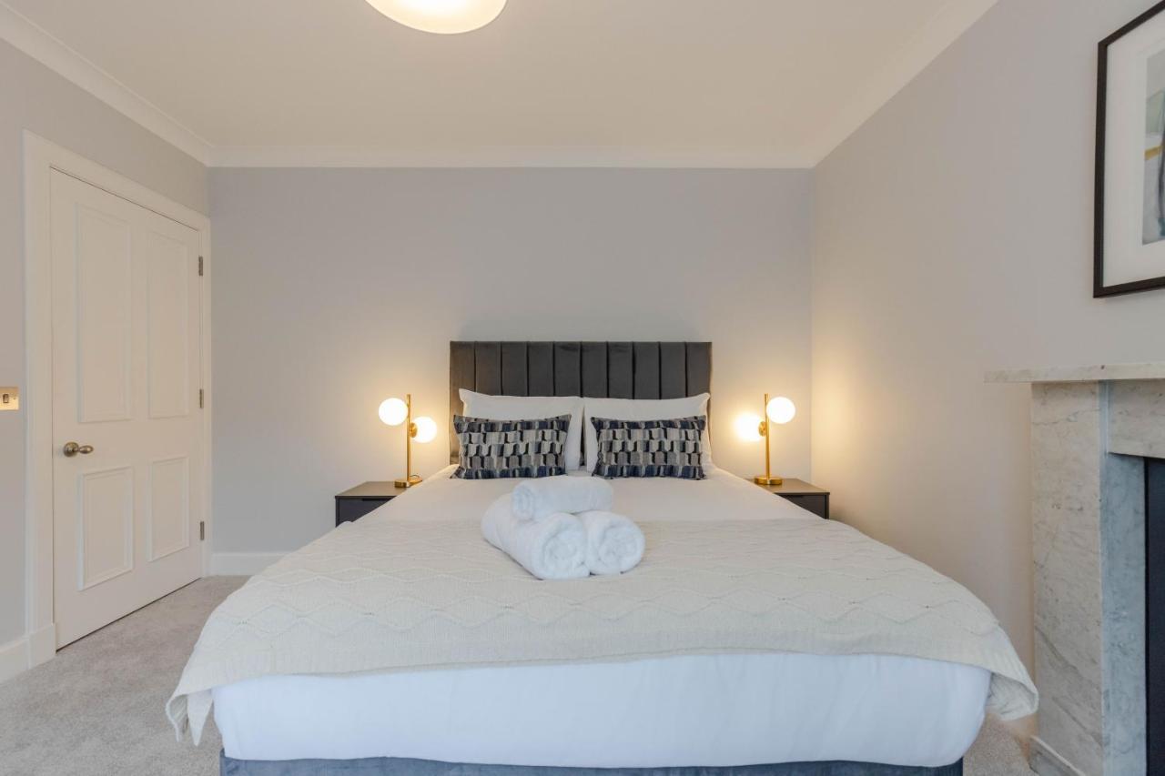 Dragon Suites - Ladon Suite - 2 Bed City Centre Luxury Apartment Edimburgo Esterno foto