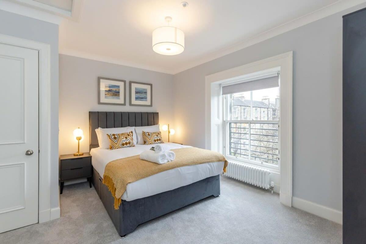 Dragon Suites - Ladon Suite - 2 Bed City Centre Luxury Apartment Edimburgo Esterno foto